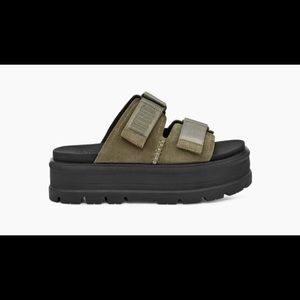 Ugg Clem Platform Sandals